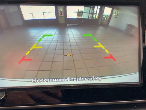 Used 2022 Nissan Kicks S FWD image 12