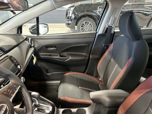 New 2025 Nissan Versa SR w/ Trunk Package image 3