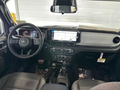 New 2025 Jeep Wrangler Sport S image 15