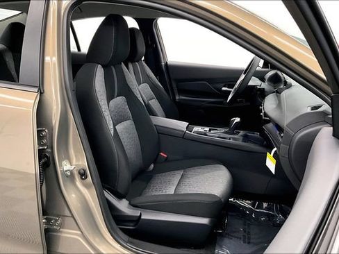 New 2026 Nissan Sentra SV w/ SV Convenience Package FWD image 35