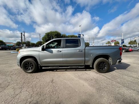 Used 2024 Chevrolet Silverado 1500 LT RWD image 4