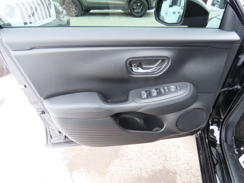 Used 2024 Honda HR-V EX-L image 21