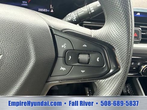 Used 2025 Chevrolet TrailBlazer LT AWD/4WD image 28