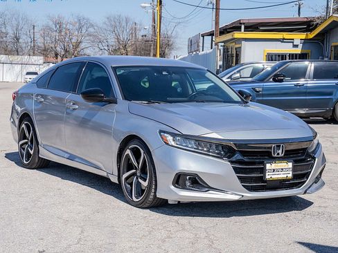 Used 2021 Honda Accord Sport Special Edition image 3