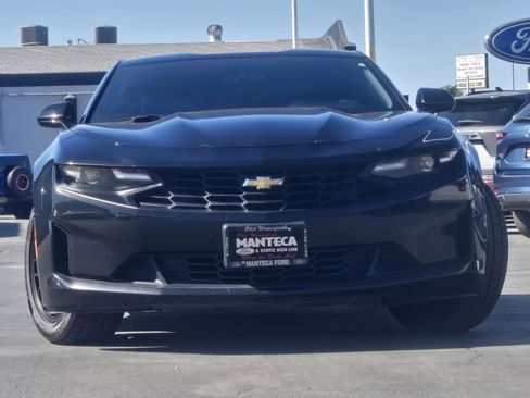 Used 2023 Chevrolet Camaro LT RWD image 2