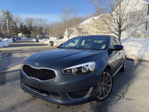 Used 2014 Kia Cadenza Limited image 1
