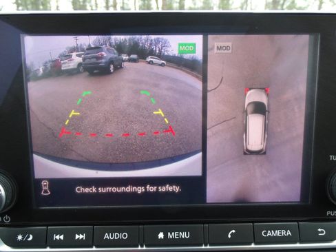 Used 2021 Nissan Rogue SV image 30