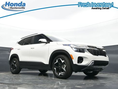 Used 2025 Kia Seltos EX FWD image 31
