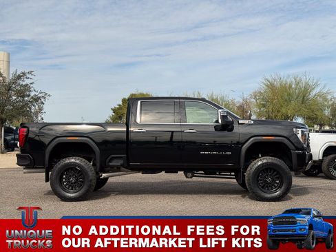 Used 2024 GMC Sierra 2500 Denali w/ Technology Package image 4