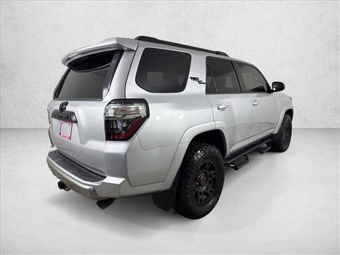 Used 2022 Toyota 4Runner TRD Off-Road AWD/4WD image 3
