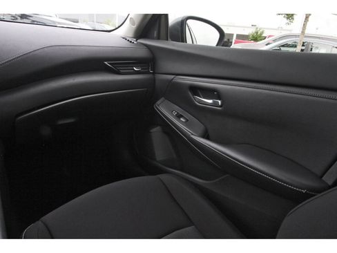 Used 2022 Nissan Sentra SV w/ All-Weather Package FWD image 12
