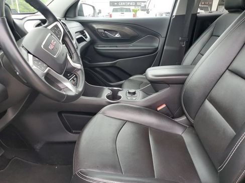 Used 2024 GMC Terrain SLT AWD/4WD image 18