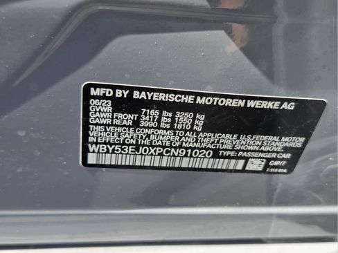 Certified 2023 BMW i7 xDrive60 AWD/4WD image 21