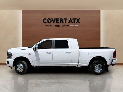 Used 2026 RAM 3500 Longhorn AWD/4WD image 2