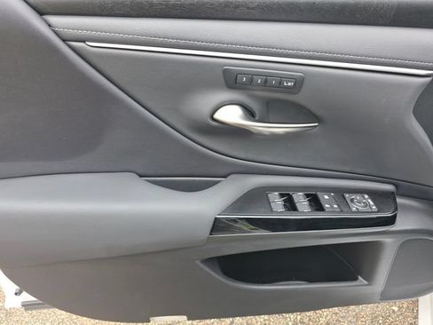 Used 2024 Lexus ES 350 w/ Premium Package FWD image 24