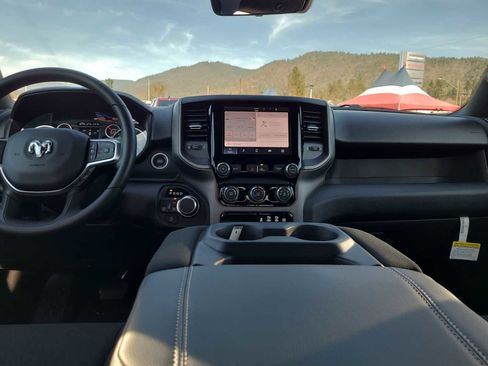 New 2025 RAM 1500 Tradesman image 18