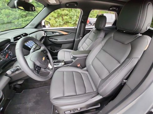 Certified 2023 Chevrolet TrailBlazer ACTIV w/ Sun and Liftgate Package image 25