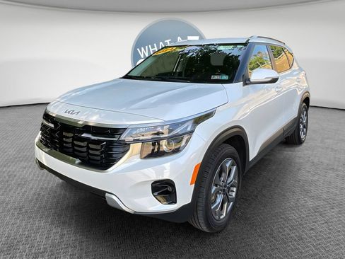 Used 2024 Kia Seltos S AWD/4WD image 8