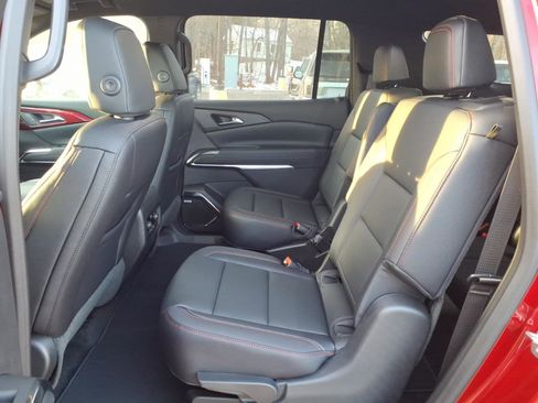 New 2026 Chevrolet Traverse Z71 w/ Enhanced Driving Package image 9