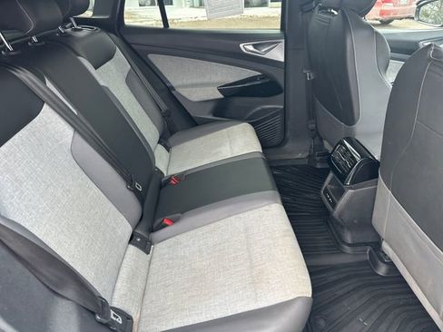 Used 2023 Volkswagen ID.4 Pro image 24