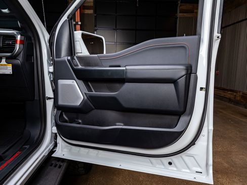 Used 2025 Ford F150 Raptor image 37