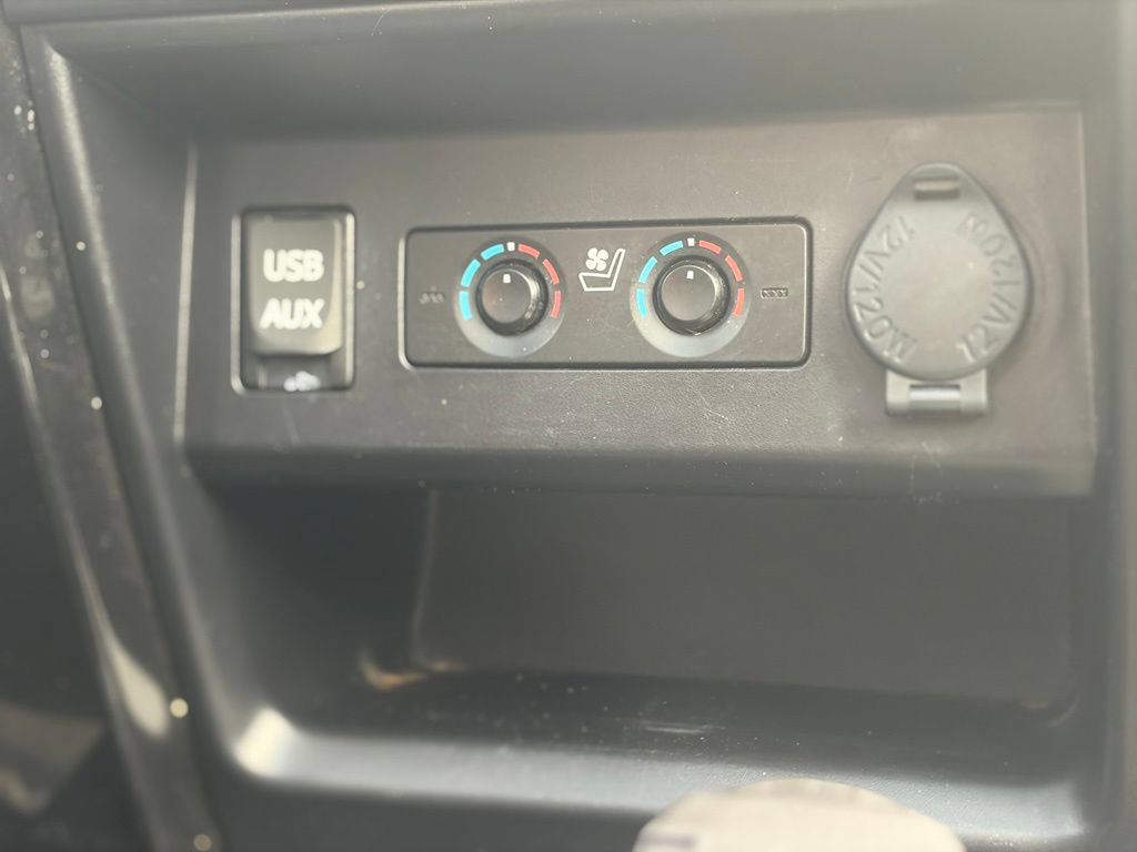 Used 2019 Toyota 4Runner Limited AWD/4WD image 31