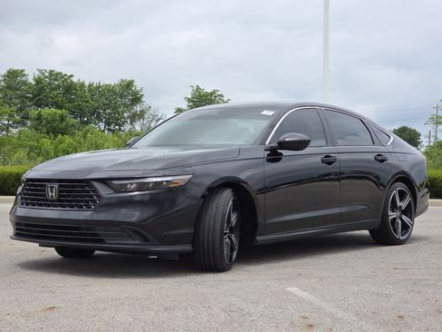 Used 2024 Honda Accord Sport image 13