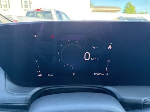 Certified 2024 Buick Encore GX Preferred FWD image 23