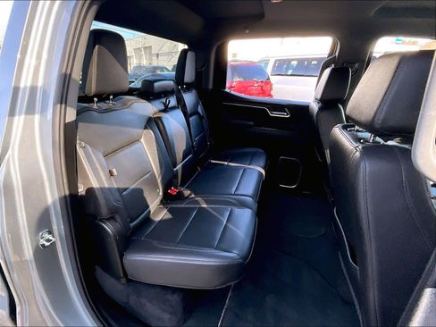 Used 2026 GMC Sierra 1500 SLT image 15