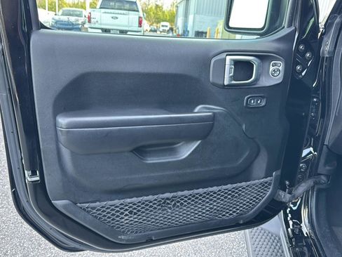 Used 2020 Jeep Wrangler Unlimited Sport image 14