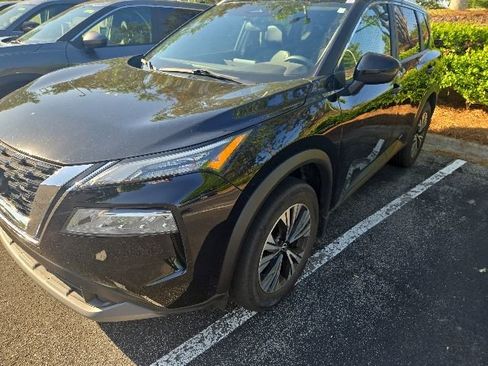 Certified 2023 Nissan Rogue SV w/ SV Premium B Package FWD image 1