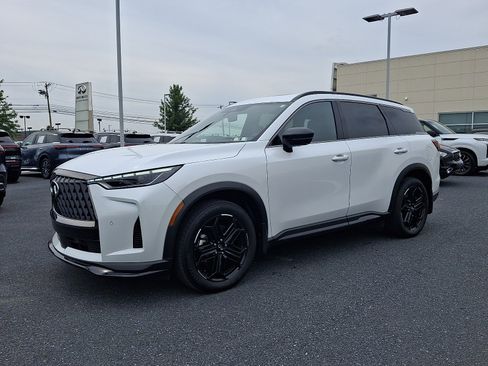 Certified 2026 INFINITI QX60 Sport w/ Dark Cargo Package AWD/4WD image 3