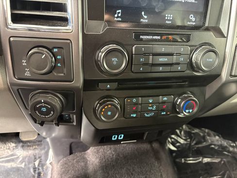 Used 2016 Ford F150 XLT w/ Equipment Group 302A Luxury AWD/4WD image 19