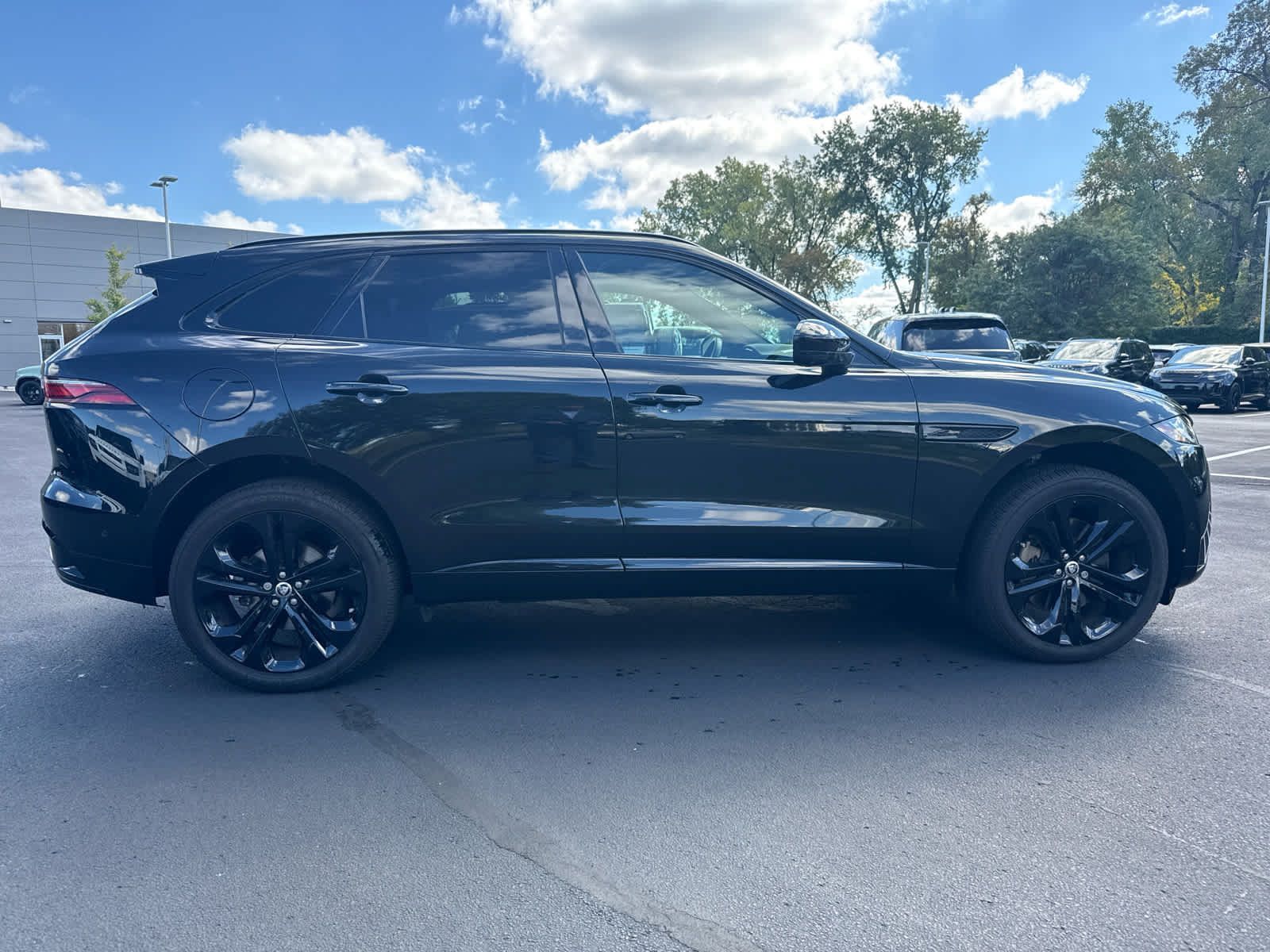 Used 2026 Jaguar F-PACE R-Dynamic S AWD/4WD image 5