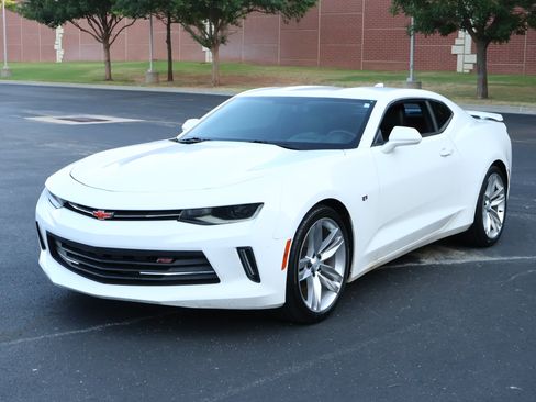 Used 2016 Chevrolet Camaro LT RWD image 29