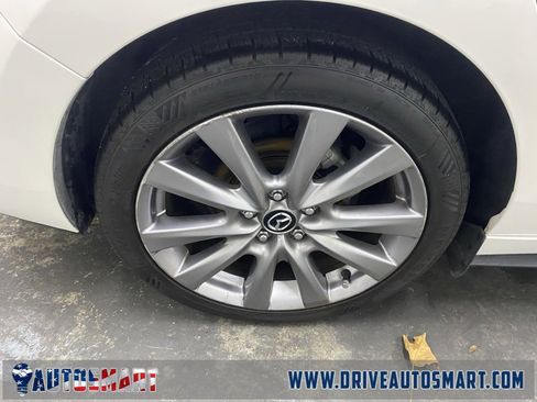 Used 2021 MAZDA MAZDA3 s image 23