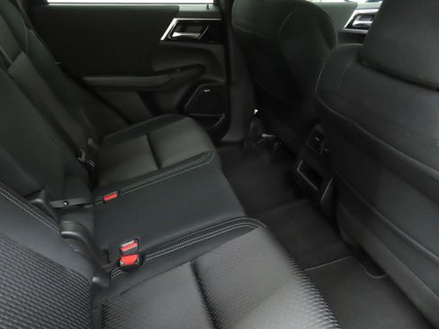 New 2026 Mitsubishi Outlander ES image 22