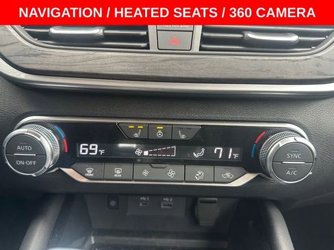 Used 2025 Nissan Altima 2.5 SL image 12