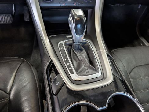 Used 2014 Ford Fusion SE w/ Equipment Group 202A image 18