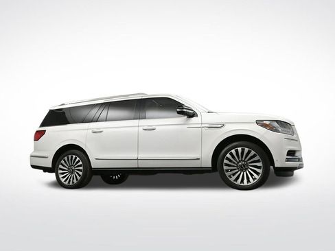 Used 2021 Lincoln Navigator L Reserve w/ Luxury Package image 49