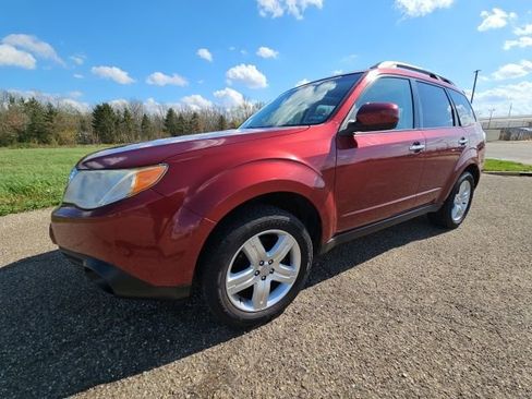 Used 2010 Subaru Forester 2.5X Limited image 7