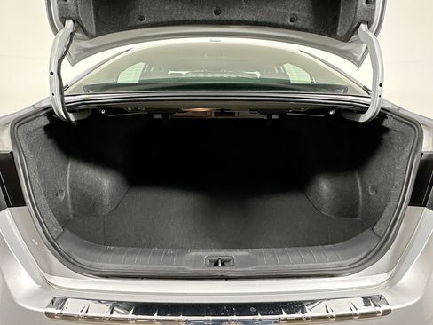 Used 2020 Nissan Altima 2.5 SR w/ Premium Package image 28