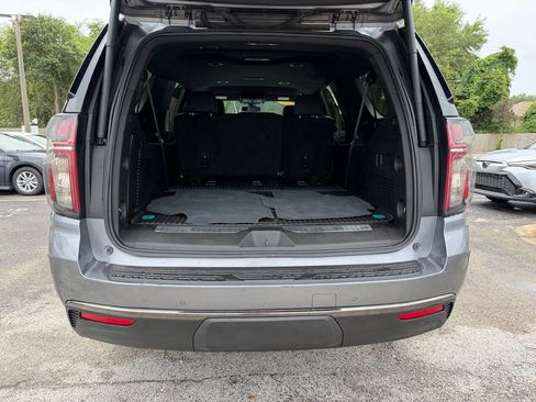 Used 2022 Chevrolet Suburban Z71 AWD/4WD image 14
