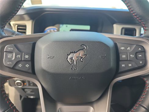 Used 2024 Ford Bronco Heritage Edition image 19