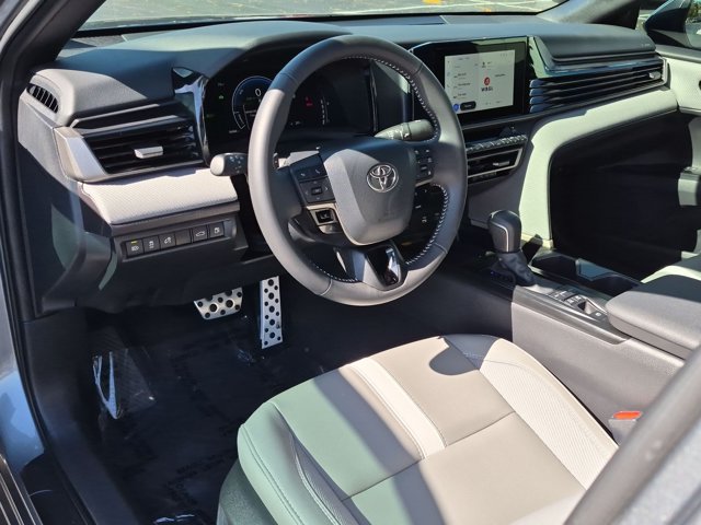 Certified 2026 Toyota Camry SE AWD/4WD image 4
