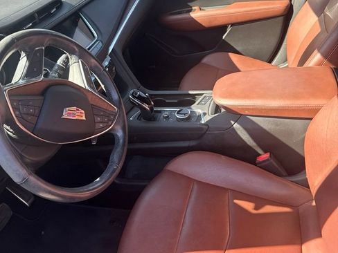 Used 2023 Cadillac XT5 Sportv w/ Technology Package AWD/4WD image 10