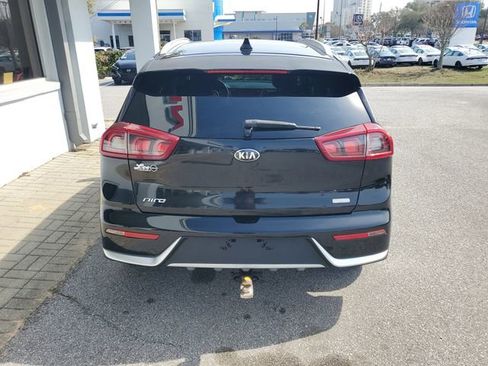 Used 2019 Kia Niro LX image 9