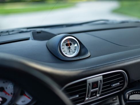 Used 2011 Porsche 911 Turbo S image 97