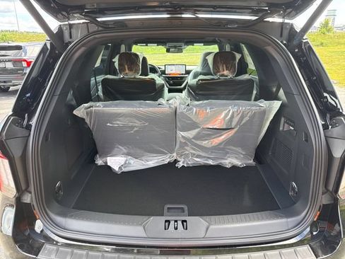 New 2027 Ford Explorer Platinum w/ LUX Leather Package AWD/4WD image 14
