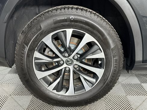 Used 2020 Lexus RX 350L Premium w/ Premium Package AWD/4WD image 31